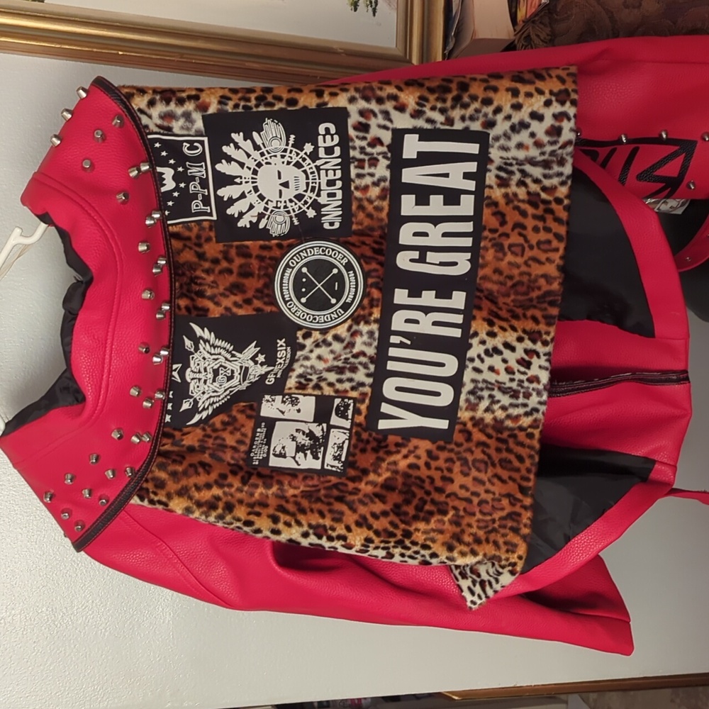 Jacket - Picture 2 of 4